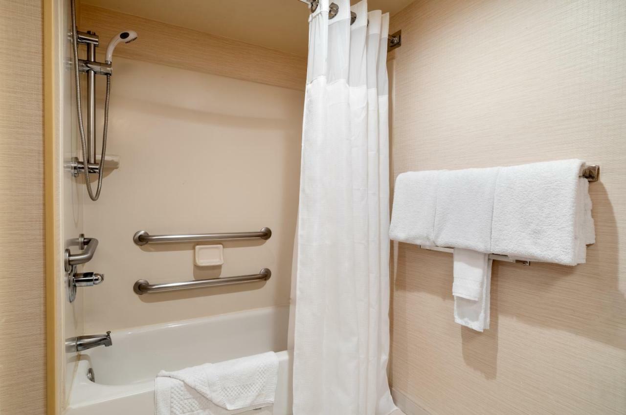 Hotel Fairfield By Marriott